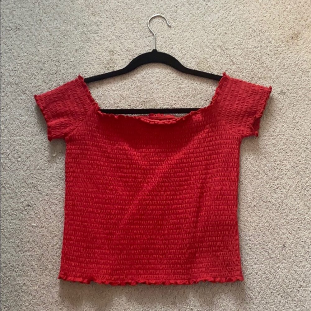 hollister large red crop top